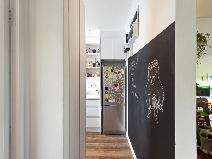 2 Bedroom Property for Sale in Sea Point Western Cape